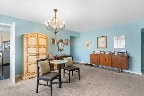 2333 Indian River Boulevard Vero Beach FL 32960