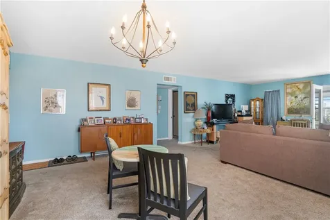 2333 Indian River Boulevard Vero Beach FL 32960