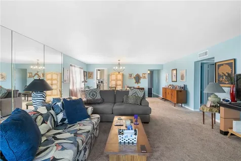 2333 Indian River Boulevard Vero Beach FL 32960