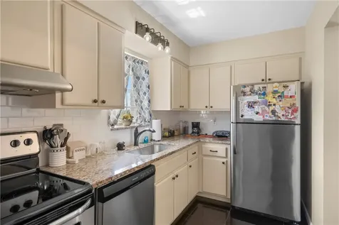 2333 Indian River Boulevard Vero Beach FL 32960