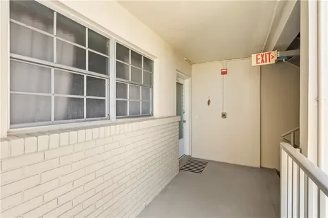2333 Indian River Boulevard Vero Beach FL 32960