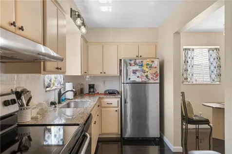 2333 Indian River Boulevard Vero Beach FL 32960