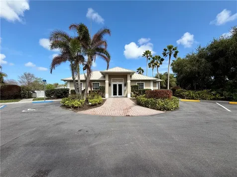 6295 33rd Manor Vero Beach FL 32966