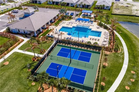 1377 Harper Way Vero Beach FL 32960