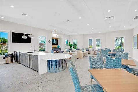 1377 Harper Way Vero Beach FL 32960