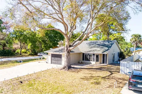2890 1st Place Vero Beach FL 32968
