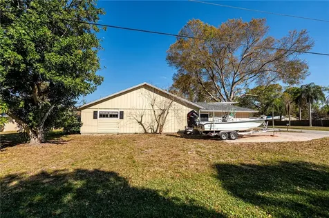 2890 1st Place Vero Beach FL 32968