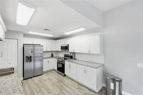2890 1st Place Vero Beach FL 32968