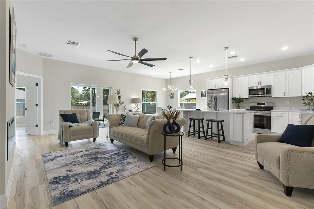 8636 100th Avenue Vero Beach FL 32967