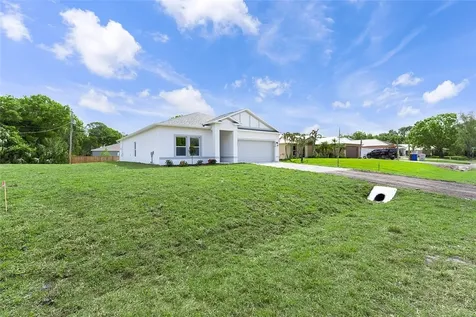 8636 100th Avenue Vero Beach FL 32967