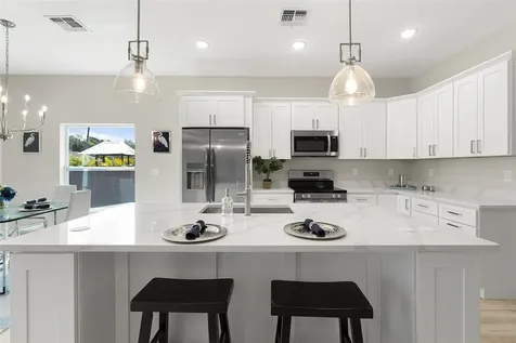 8636 100th Avenue Vero Beach FL 32967