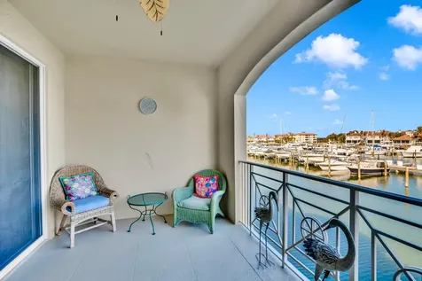 5520 Harbor Village Drive Vero Beach FL 32967