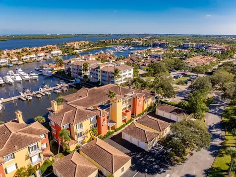 5520 Harbor Village Drive Vero Beach FL 32967