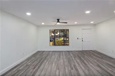 945 33rd Avenue SW Vero Beach FL 32968