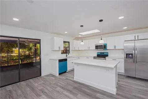 945 33rd Avenue SW Vero Beach FL 32968
