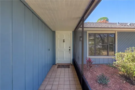 945 33rd Avenue SW Vero Beach FL 32968