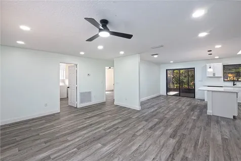 945 33rd Avenue SW Vero Beach FL 32968