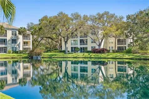 200 Sable Oak Lane Vero Beach FL 32963