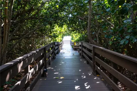 200 Sable Oak Lane Vero Beach FL 32963