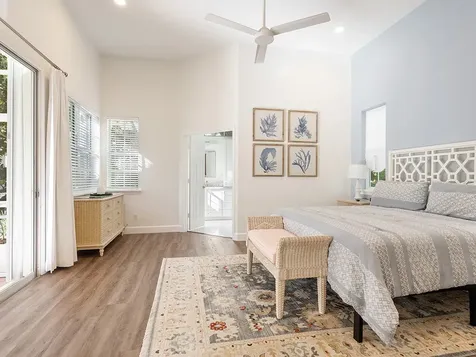 8829 Lakeside Circle Vero Beach FL 32963