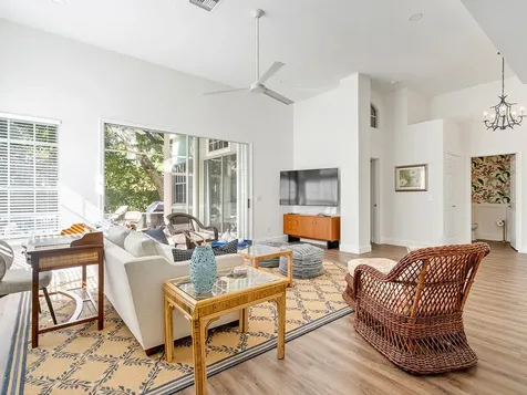 8829 Lakeside Circle Vero Beach FL 32963