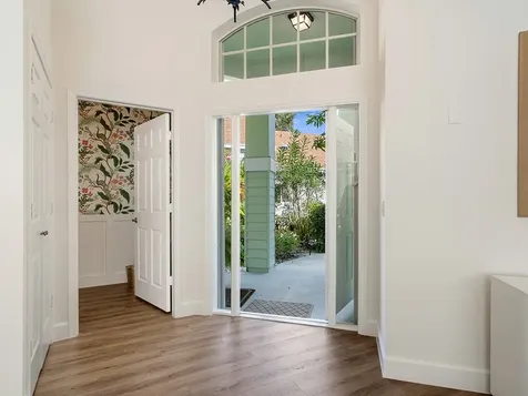 8829 Lakeside Circle Vero Beach FL 32963
