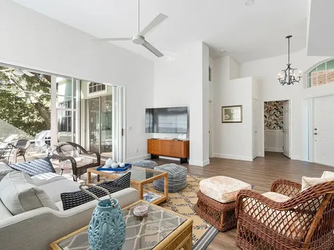 8829 Lakeside Circle Vero Beach FL 32963