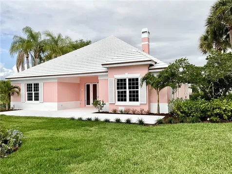 4605 Saint James Avenue Vero Beach FL 32967