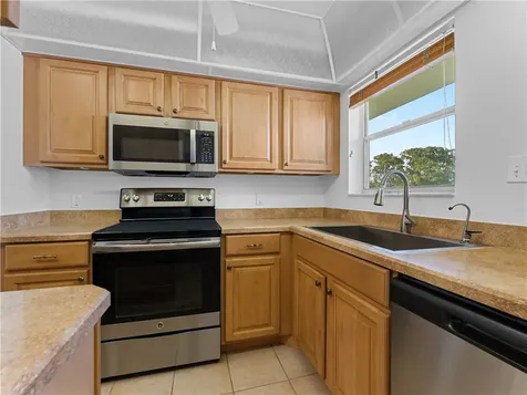 1100 Ponce De Leon Circle Vero Beach FL 32960