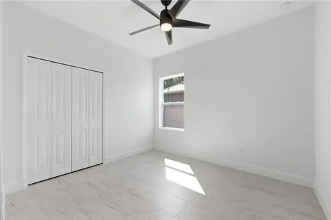 9286 107 Avenue Vero Beach FL 32967