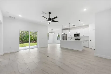 9286 107 Avenue Vero Beach FL 32967
