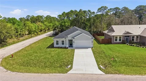 9286 107 Avenue Vero Beach FL 32967