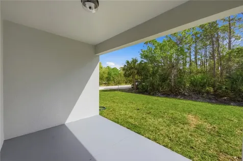9286 107 Avenue Vero Beach FL 32967