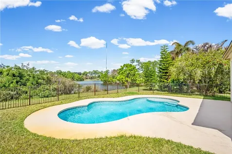 7621 Fieldstone Ranch Square Vero Beach FL 32967