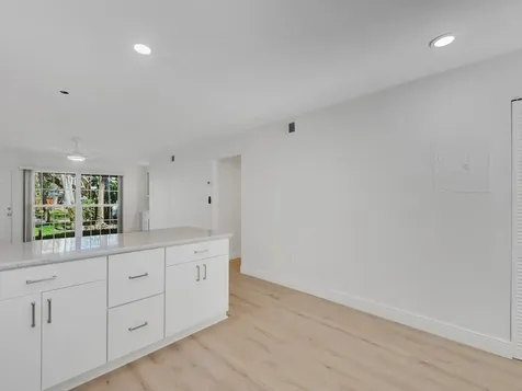 900 Jasmine Lane Vero Beach FL 32963