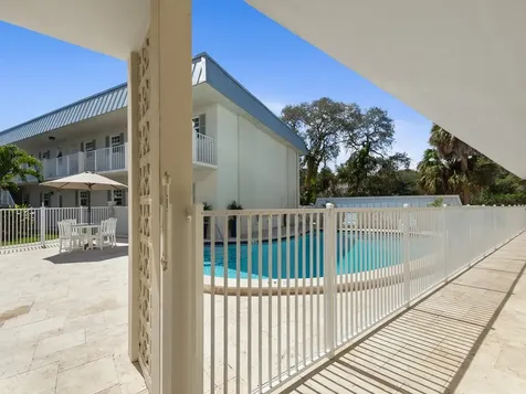 900 Jasmine Lane Vero Beach FL 32963