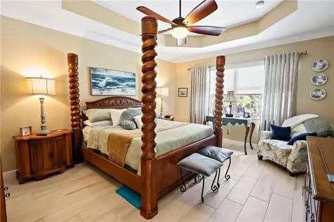 4813 Four Lakes Circle SW Vero Beach FL 32968