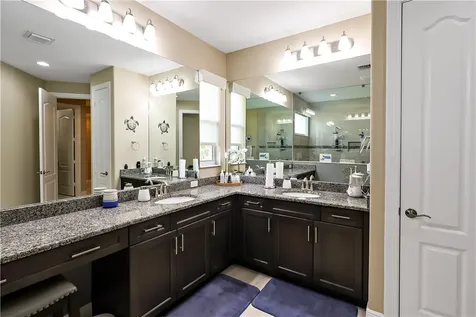 4813 Four Lakes Circle SW Vero Beach FL 32968