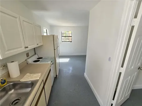 1955 10th Place Vero Beach FL 32960