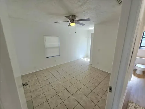 1955 10th Place Vero Beach FL 32960