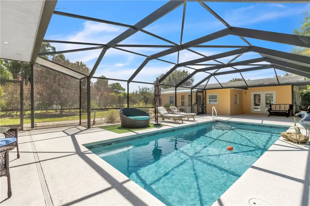 2367 Seville Avenue Vero Beach FL 32960