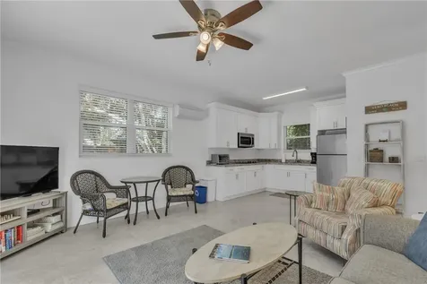 2367 Seville Avenue Vero Beach FL 32960