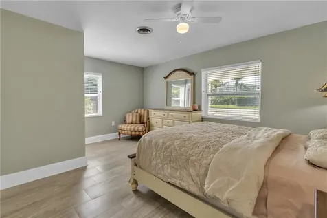 2367 Seville Avenue Vero Beach FL 32960