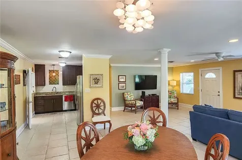 2367 Seville Avenue Vero Beach FL 32960