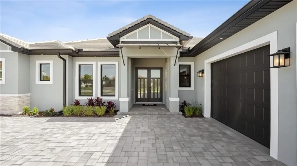 461 N Arrowhead Trail Vero Beach FL 32963