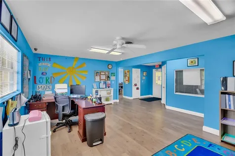1285 6th Avenue Vero Beach FL 32960