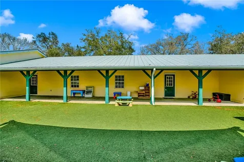 1285 6th Avenue Vero Beach FL 32960