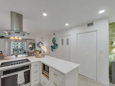 4049 Ocean Drive Vero Beach FL 32963