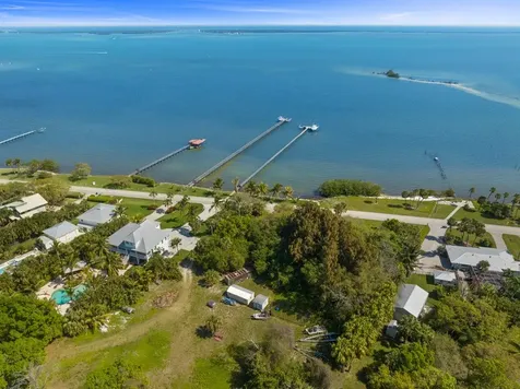 13095 N Indian River Drive Sebastian FL 32958