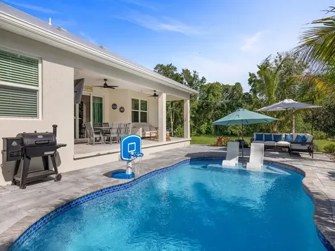 3205 67th Street Vero Beach FL 32967